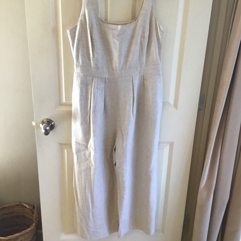 Banana Republic Factory Linen Jumpsuit - Picture 4 of 6